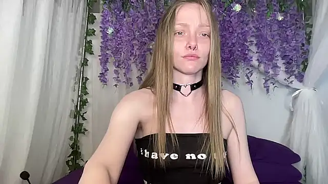 ElfGirlAna online show from 05.11.26