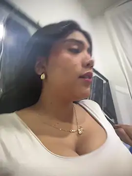 Snapshot of samatha_swet chatting on 03.28.26 samatha swet online show from 03.28.26