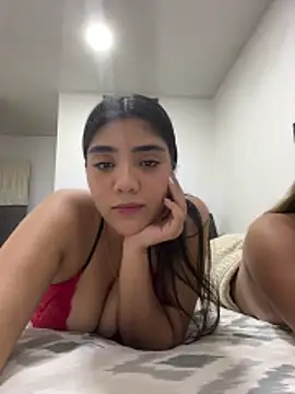 Snapshot of samatha_swet chatting on 04.02.26 samatha swet online show from 04.02.26