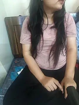 Snapshot of neelam_rawat chatting on 05.14.26 neelam rawat online show from 05.14.26