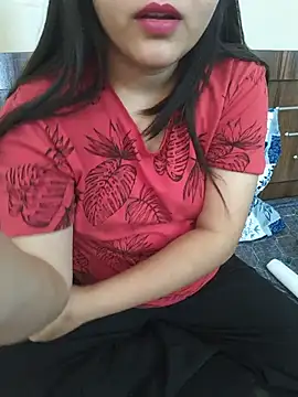 Snapshot of neelam_rawat chatting on 05.27.26 neelam rawat online show from 05.27.26