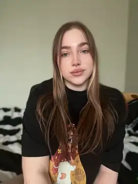 Snapshot of milana_millka chatting on 03.25.26 milana millka online show from 03.25.26