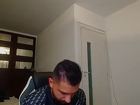 BryceReign online show from 05.10.26