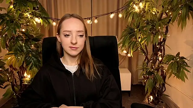 Snapshot of GertrudeWilson chatting on 03.23.26 GertrudeWilson online show from 03.23.26