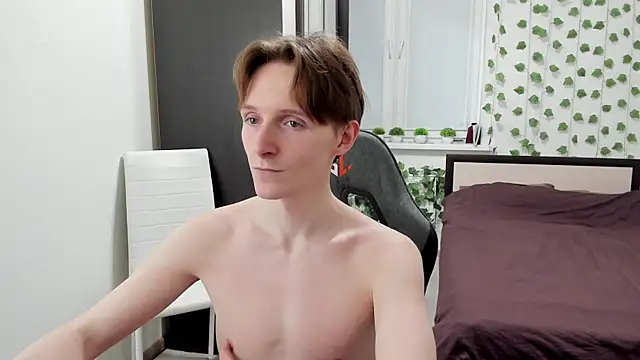 Ethan Ginger online show from 04.08.26