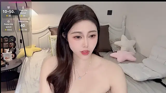 Snapshot of Siren_M chatting on 06.27.26 Siren M online show from 06.27.26