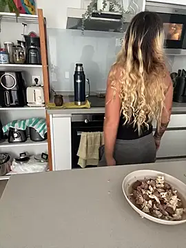 Sexyandtiny online show from 03.27.26
