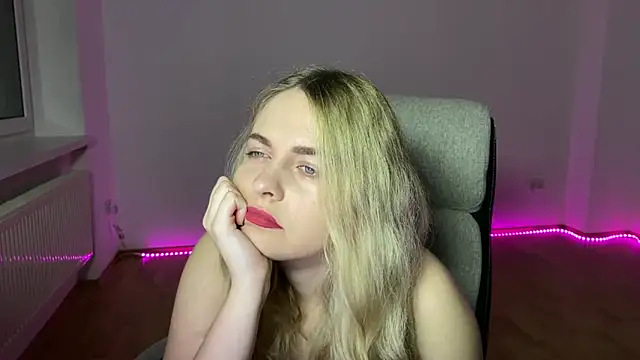 EvaKraz online show from 04.05.26