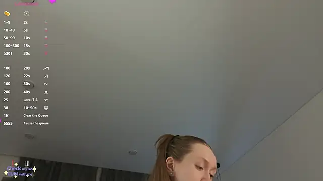 mowalova online show from 05.03.26