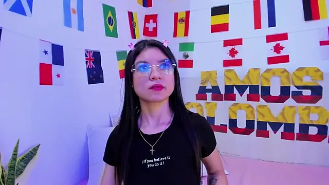LindaCatalina  online show from 06.15.26