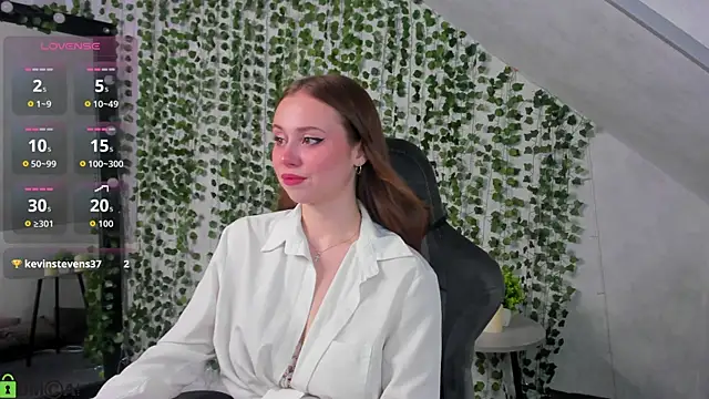Vanessa Williamsonn online show from 07.06.26