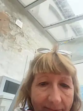 Snapshot of MatureKim chatting on 03.21.26 MatureKim online show from 03.21.26