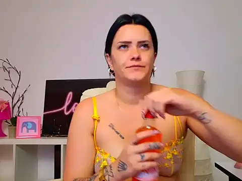 NicolSparkleX online show from 06.25.26