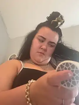 Khloeross online show from 05.26.26