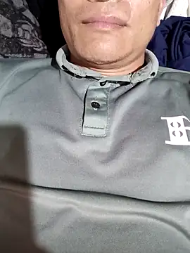 Snapshot of Sutinh85 chatting on 03.24.26 Sutinh85 online show from 03.24.26