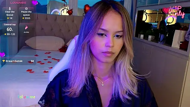 Stacy Tyler online show from 06.12.26