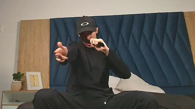 lio     online show from 04.13.26