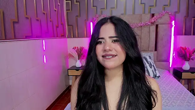nesli hann online show from 04.20.26