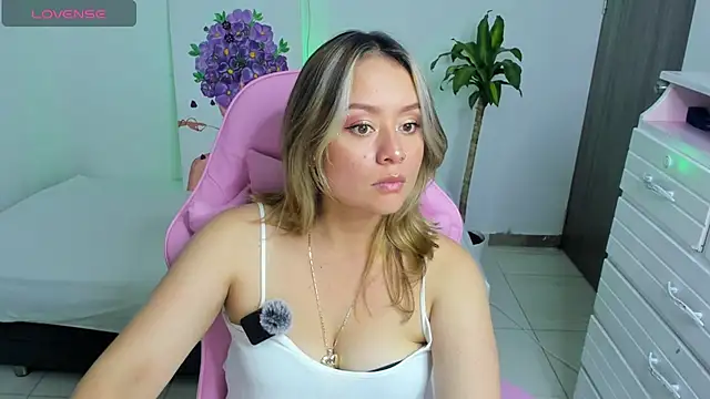 Ari Angel23 online show from 06.27.26