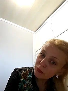 MiaLove183 online show from 04.19.26