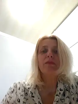 MiaLove183 online show from 05.14.26