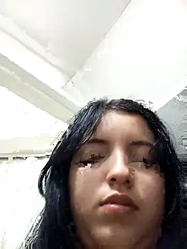 violetascottt online show from 04.11.26