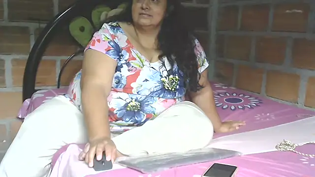 Snapshot of tistmature-69 chatting on 08.01.26 tistmature-69 online show from 08.01.26