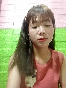 AmyLinee01 online show from 06.15.26