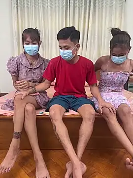 Snapshot of mei-007 chatting on 03.25.26 mei-007 online show from 03.25.26