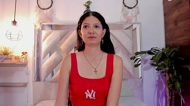 sofy bonnet1 online show from 05.12.26