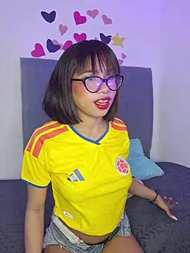 Snapshot of Lucy_Em chatting on 06.27.26 Lucy Em online show from 06.27.26