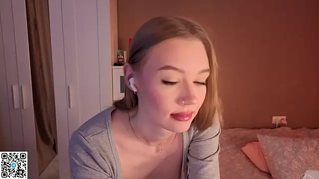Sellina moon online show from 06.20.26