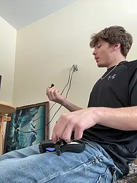 Snapshot of demon4ever chatting on 04.05.26 demon4ever online show from 04.05.26