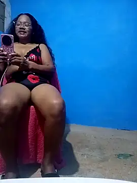 Snapshot of Honey-53 chatting on 04.12.26 Honey-53 online show from 04.12.26