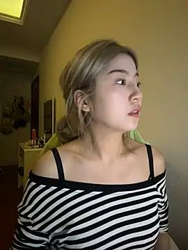 Olivia PINK0322 online show from 05.15.26