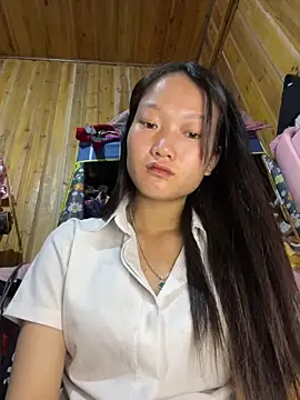 Jolinie online show from 04.23.26
