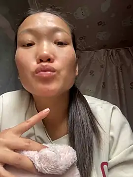 Jolinie online show from 05.04.26