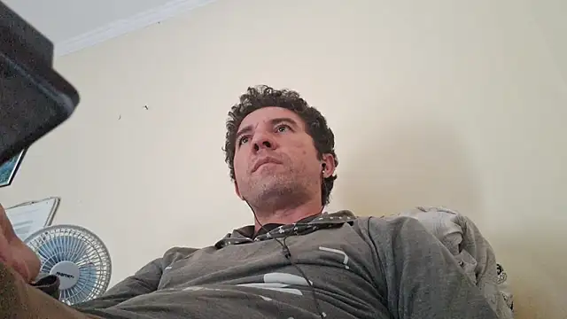 Snapshot of Sueliton2 chatting on 04.10.26 Sueliton2 online show from 04.10.26