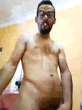 Snapshot of Alimohamed08 chatting on 07.18.26 Alimohamed08 online show from 07.18.26