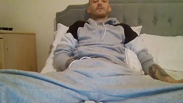 feetlovrr94 online show from 03.23.26