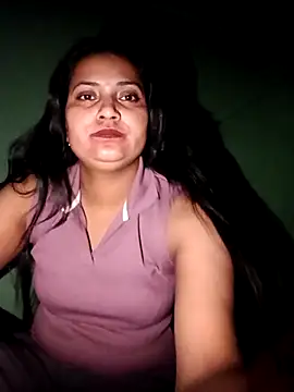 Snapshot of Diyagupta26 chatting on 03.27.26 Diyagupta26 online show from 03.27.26