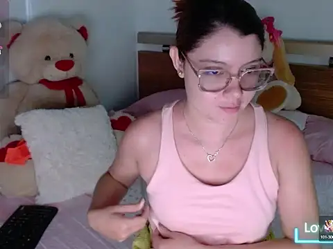 honey-blossom online show from 04.27.26