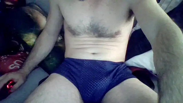 Snapshot of ACruoreX chatting on 04.12.26 ACruoreX online show from 04.12.26