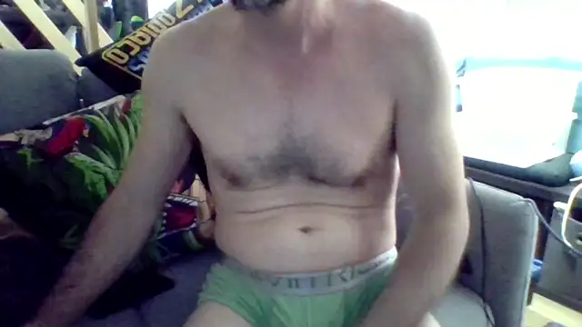 Snapshot of ACruoreX chatting on 05.07.26 ACruoreX online show from 05.07.26