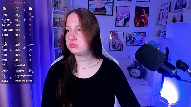 Elisabeth Binder online show from 06.17.26