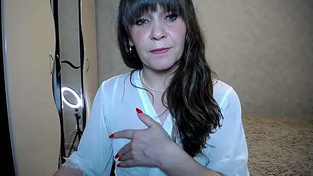 Snapshot of eastern_fairy_talee chatting on 04.27.26 eastern fairy talee online show from 04.27.26