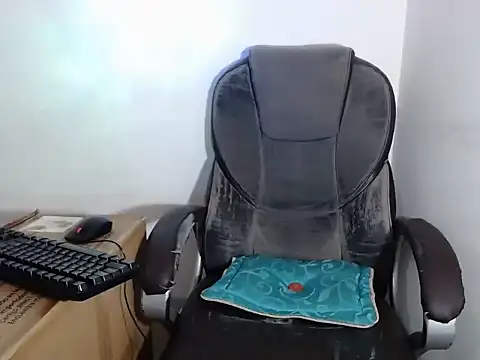SexyboyHot2000 online show from 05.12.26