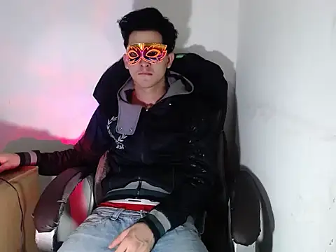 SexyboyHot2000 online show from 05.15.26