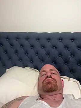 Snapshot of whitelioncody chatting on 05.18.26 whitelioncody online show from 05.18.26