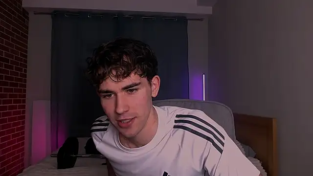 Snapshot of Jeff-rey33 chatting on 04.08.26 Jeff-rey33 online show from 04.08.26